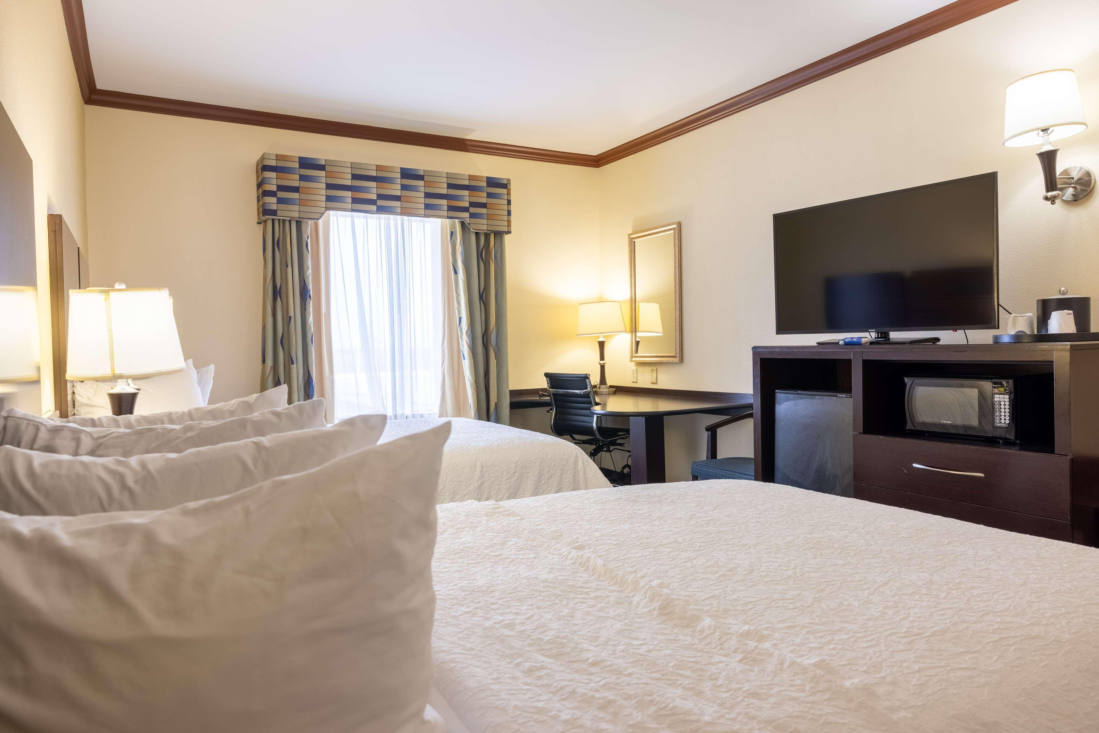 Hampton Inn Alice Exterior photo