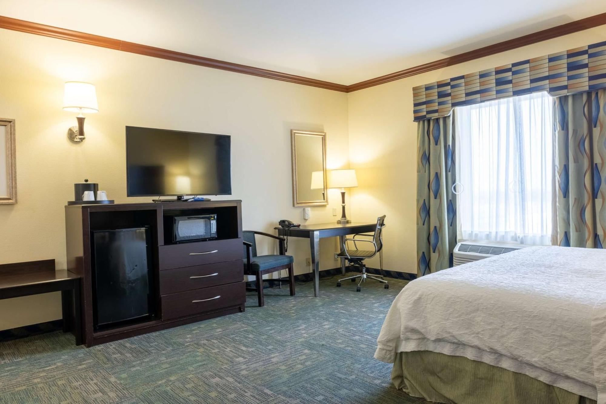 Hampton Inn Alice Exterior photo